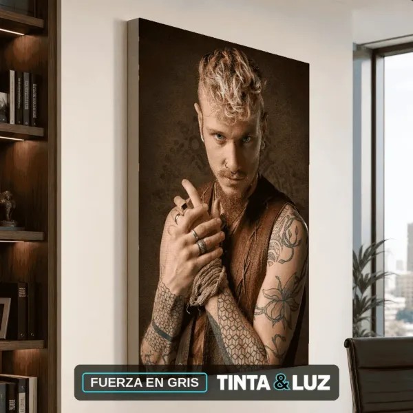FUERZA EN GRIS
