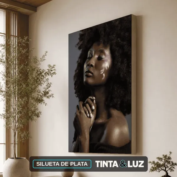 SILUETA DE PLATA