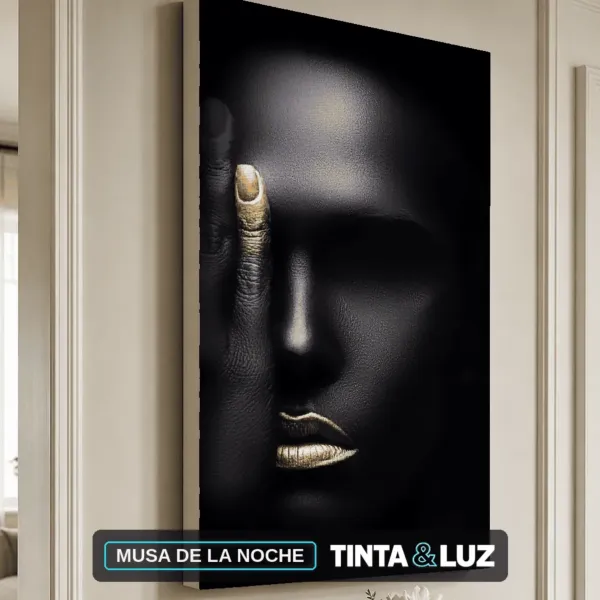 MUSA DE LA NOCHE