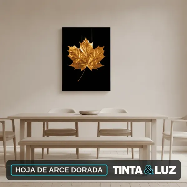 HOJA DE ARCE DORADA
