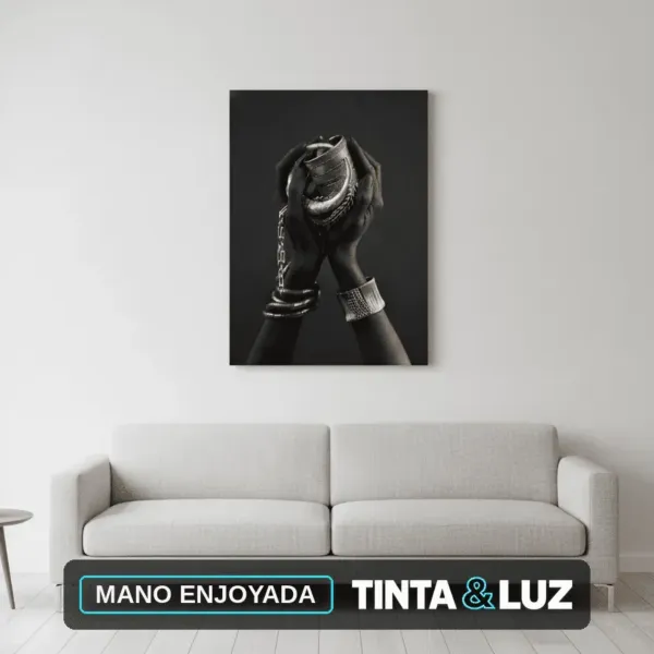 MANO ENJOYADA