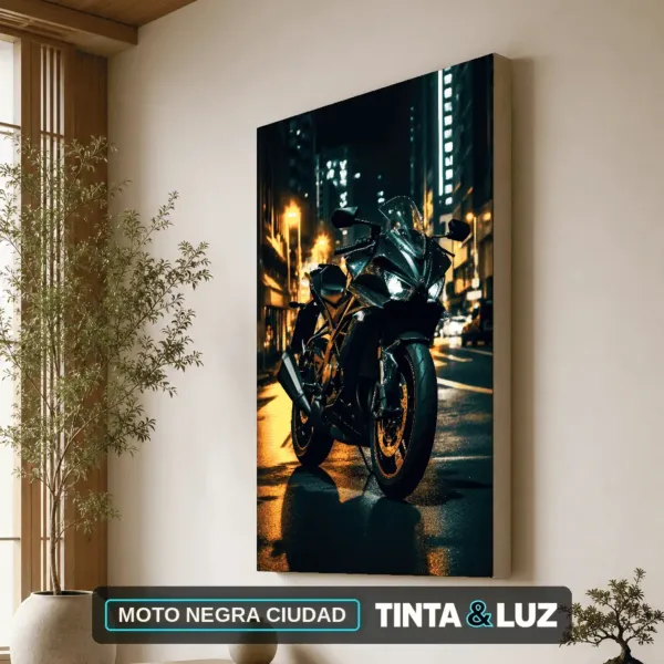 MOTO NEGRA CIUDAD