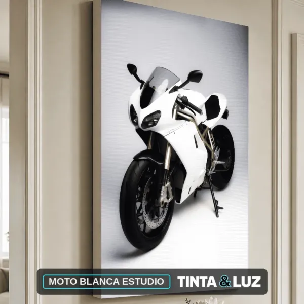 MOTO BLANCA ESTUDIO