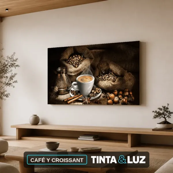 CAFÉ Y CROISSANT