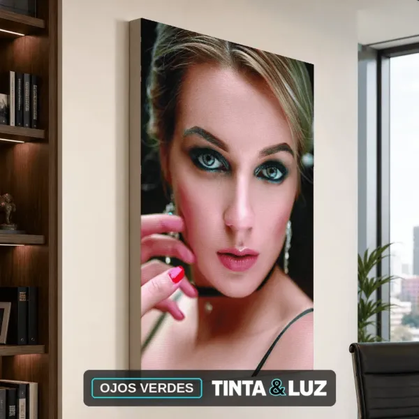 OJOS VERDES