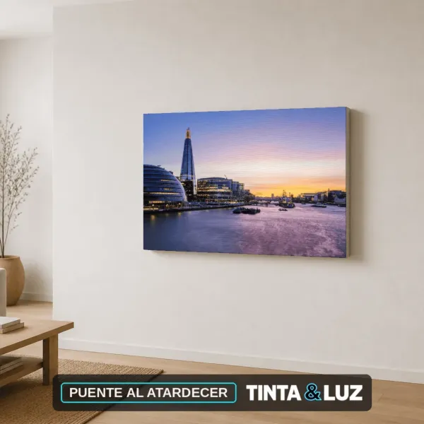 PUENTE AL ATARDECER