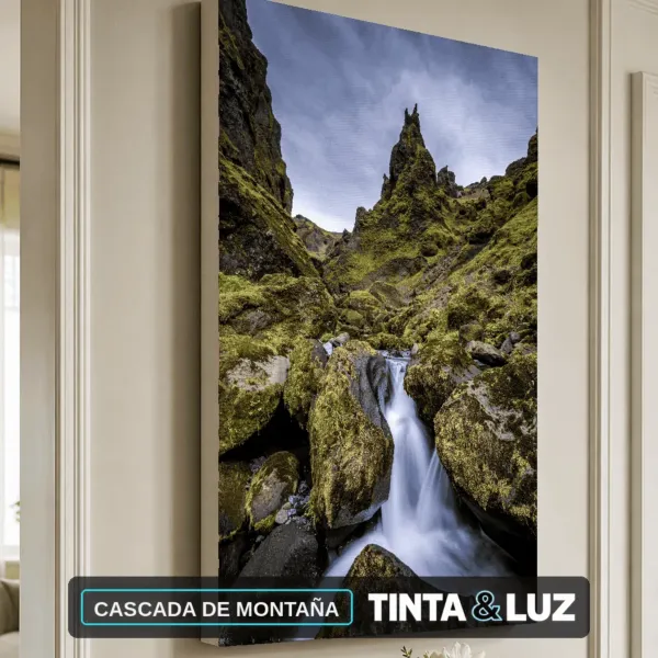 CASCADA DE MONTAÑA
