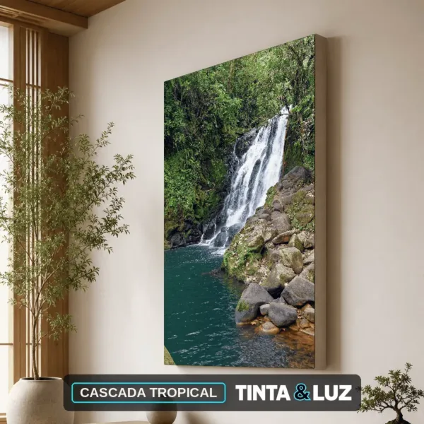 CASCADA TROPICAL