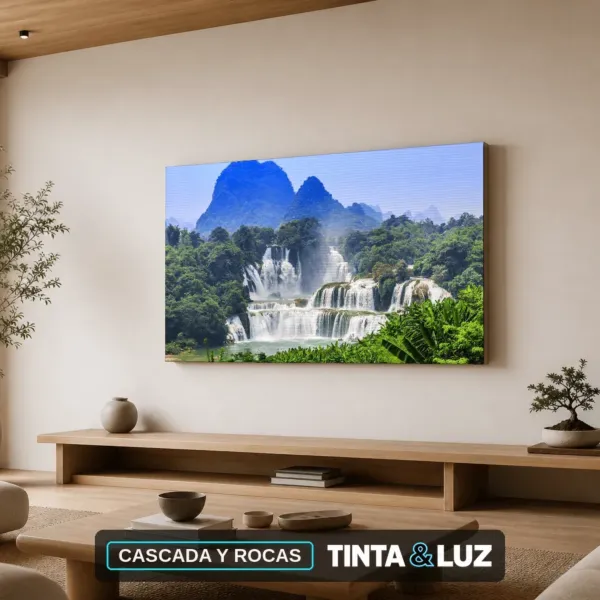 CASCADA Y ROCAS