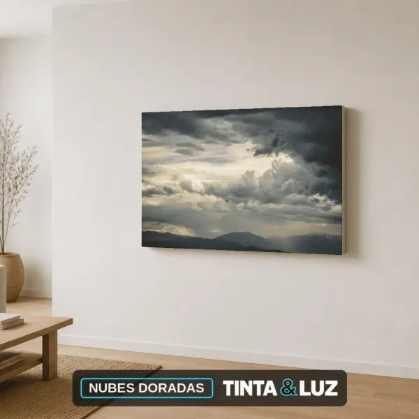 NUBES DORADAS