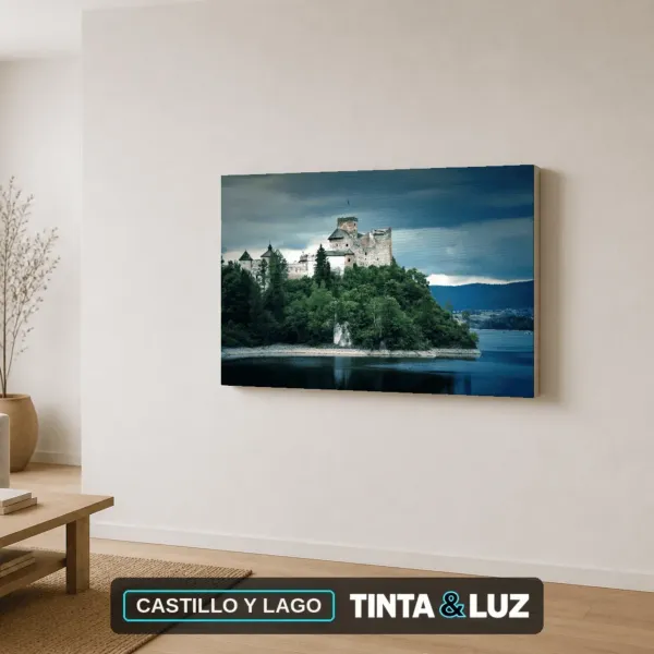CASTILLO Y LAGO