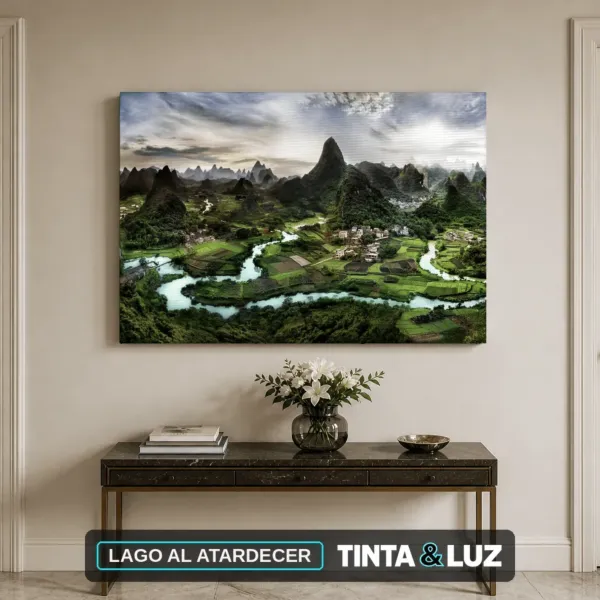 LAGO AL ATARDECER
