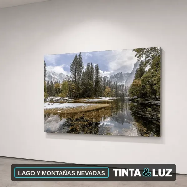LAGO Y MONTAÑAS NEVADAS
