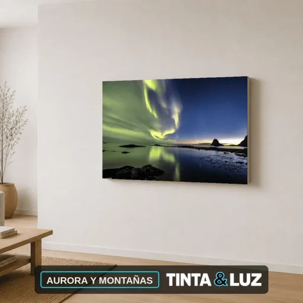 AURORA Y MONTAÑAS