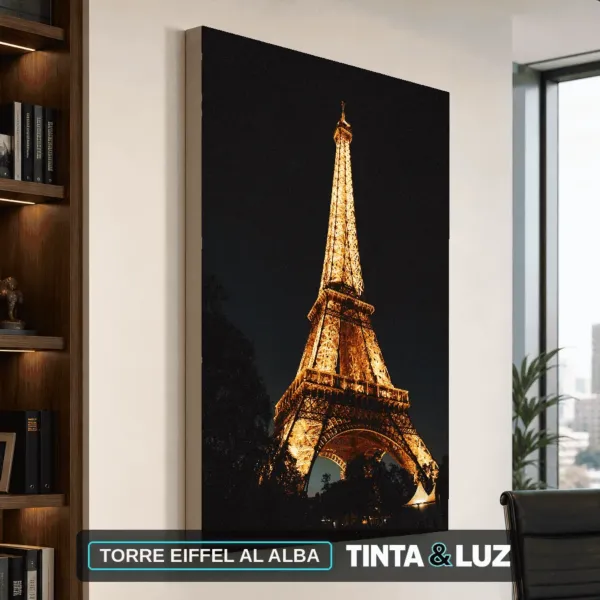 TORRE EIFFEL AL ALBA