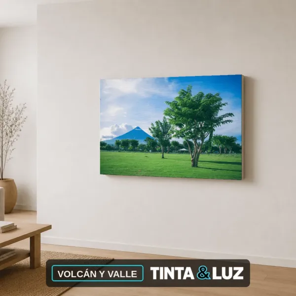 VOLCÁN Y VALLE