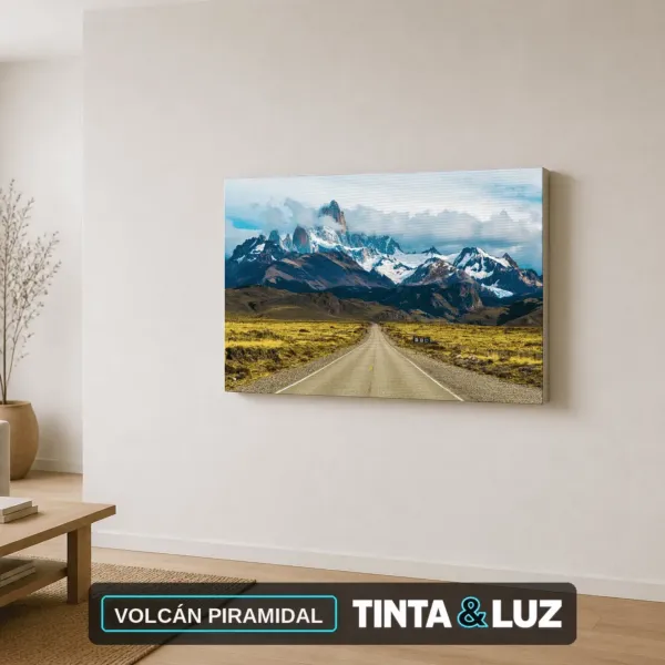 VOLCÁN PIRAMIDAL
