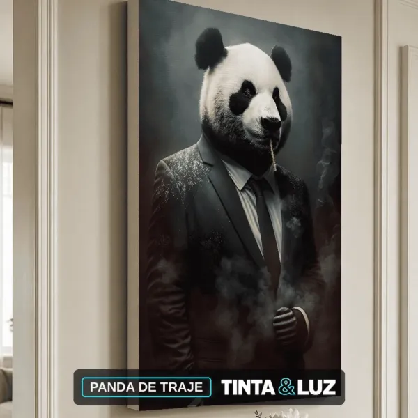 PANDA DE TRAJE