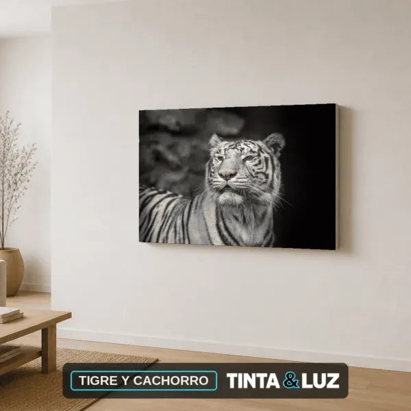 TIGRE Y CACHORRO