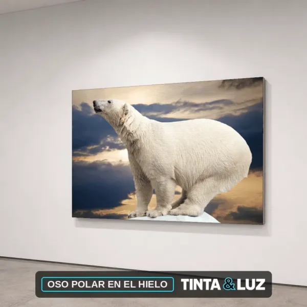 OSO POLAR EN EL HIELO