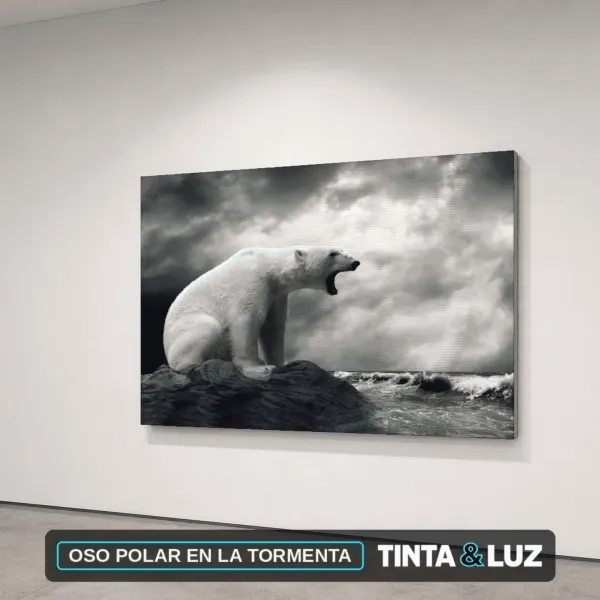 OSO POLAR EN LA TORMENTA