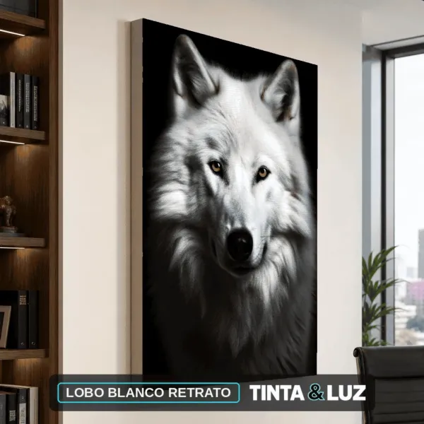 LOBO BLANCO RETRATO
