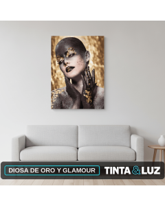 DIOSA DE ORO Y GLAMOUR