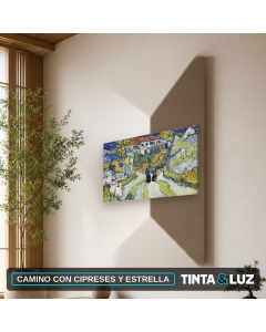 CAMINO CON CIPRESES Y ESTRELLA