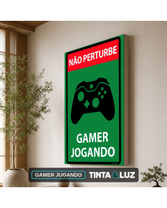 GAMER JUGANDO