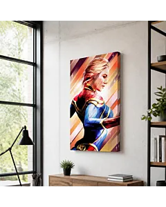 CAPTAIN MARVEL DORADA