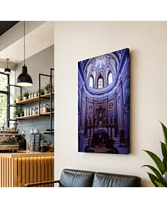 INTERIOR DE CATEDRAL