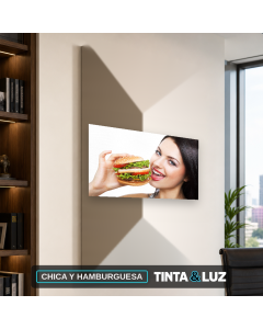 CHICA Y HAMBURGUESA