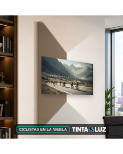 CICLISTAS EN LA NIEBLA