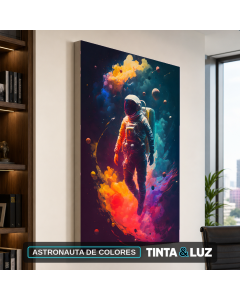 ASTRONAUTA DE COLORES