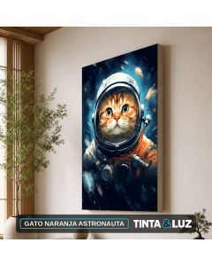 GATO NARANJA ASTRONAUTA