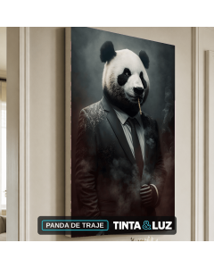 PANDA DE TRAJE