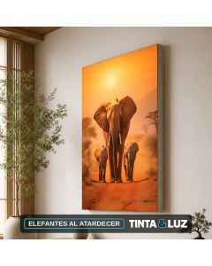 ELEFANTES AL ATARDECER