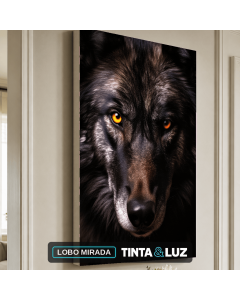 LOBO MIRADA