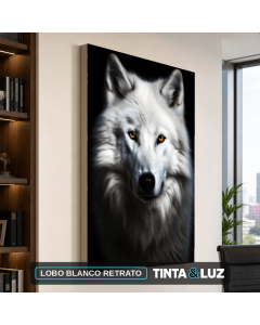 LOBO BLANCO RETRATO