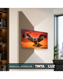 ÁGUILA AL ATARDECER