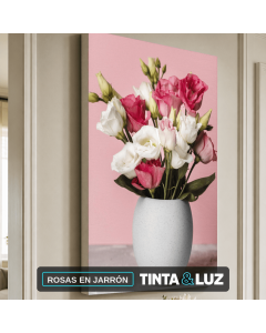 ROSAS EN JARRÓN