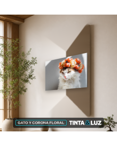 GATO Y CORONA FLORAL