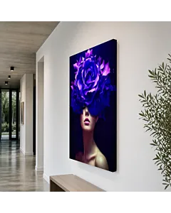 DAMA DE ROSAS VIOLETAS